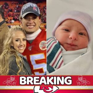 minutes ago, Kansas city chiefs QB Patrick Mahomes left in devastation as his newborn Daughter Golden Raye had to be rushed to the hospital diagnosed with mysterious illness…. Pray for Mahomes family More details 👇