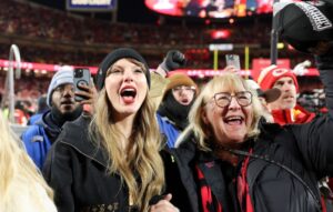 Fans go wild over footage of 'soulmates' Taylor Swift and Travis Kelce ❤ See More 👇👇