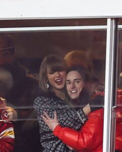 Taylor Swift and Caitlin Clark spark buzz at Arrowhead as Chiefs seek to reignite season The pop icon and WNBA star were spotted together in a suite with Travis Kelce’s parents as Kansas City hosted Detroit