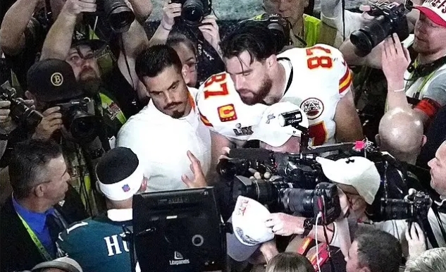 Travis Kelce in Tears After Chiefs’ Loss to Eagles, Admits He Can’t Play Well Without Taylor Swift Cheering Him Up