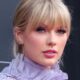 Taylor Swift is Iiving proof that marketing beats talent. She’s one of the most famous people in the world , one of the most streamed artists, the holder of countless awards, with sold-out concerts across the globe, and always at the center of every conversation And ....... Full Details Below ⤵️⤵️⤵️.