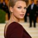 OMG!! Taylor Swift’s Noticeable Weight Gain and New Haircut at Jaguars vs Chiefs Game Is Turning Heads — SEE 9 PHOTOS
